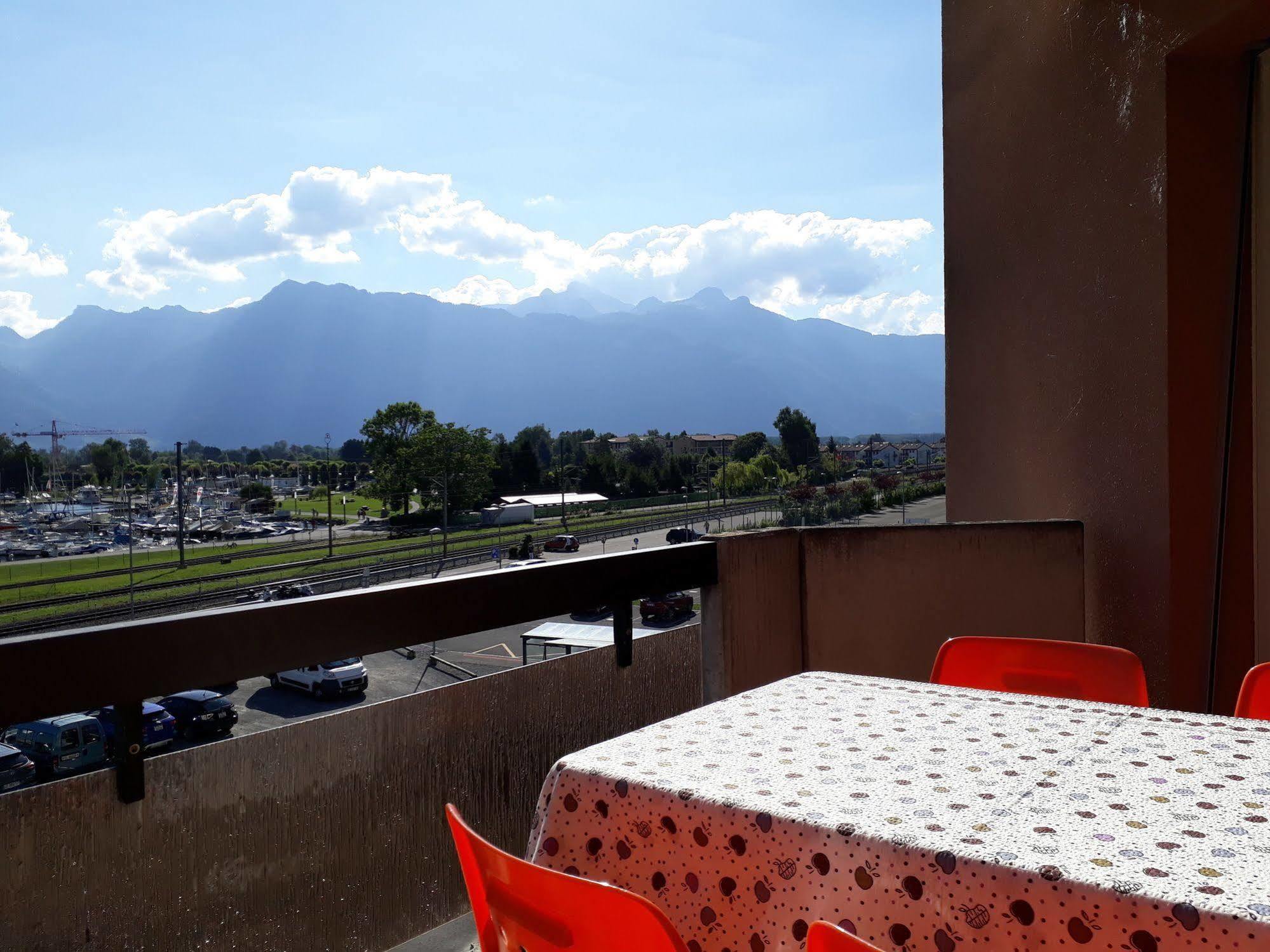 Le Lacustre 4Th Floor Port-Valais Exterior foto