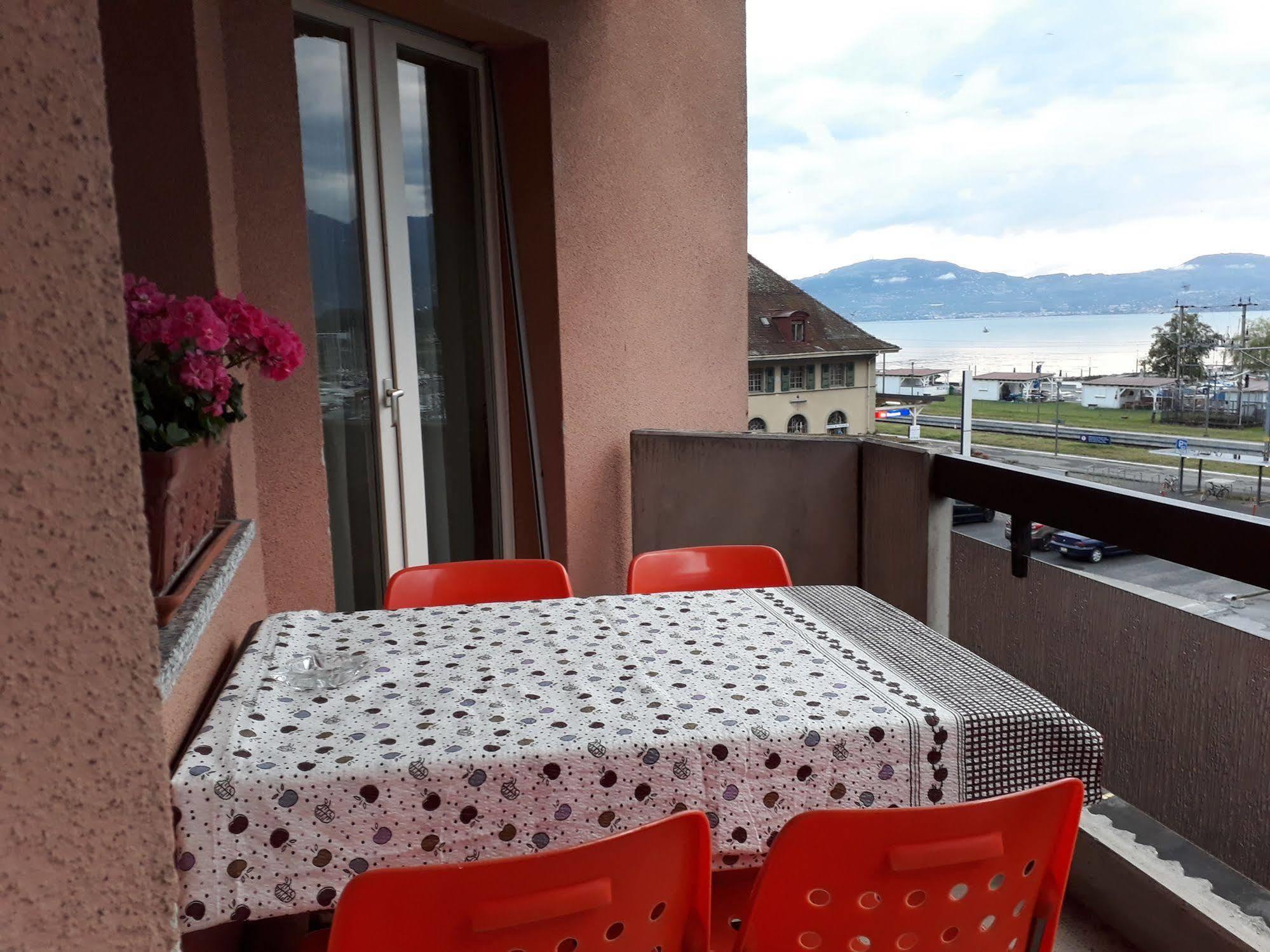 Le Lacustre 4Th Floor Port-Valais Exterior foto
